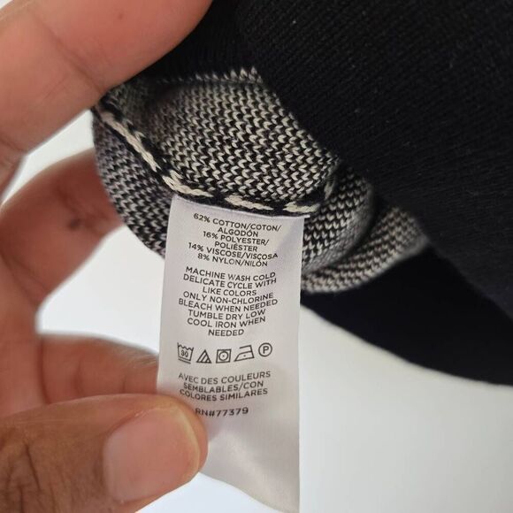 Ann Taylor Sweater Women's Small White Black Houndstooth Button Stretchy Career - Picture 5 of 6